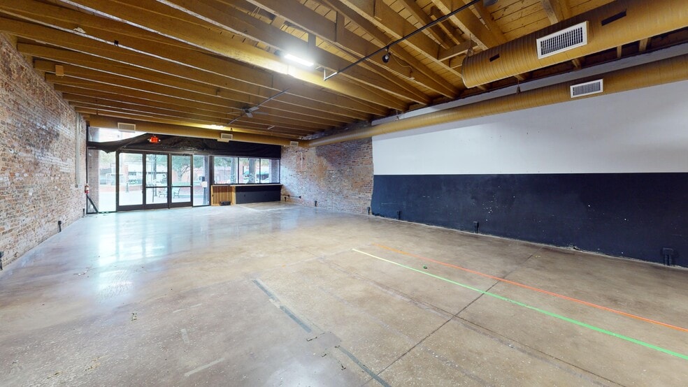 1023 Broadway, Columbus, GA for lease - Building Photo - Image 1 of 8