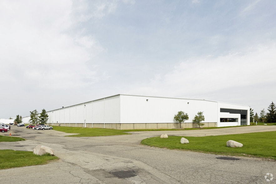 4440 44th St SE, Grand Rapids, MI for lease - Primary Photo - Image 1 of 8