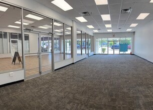 350 Route 46, Rockaway, NJ for lease Interior Photo- Image 2 of 4