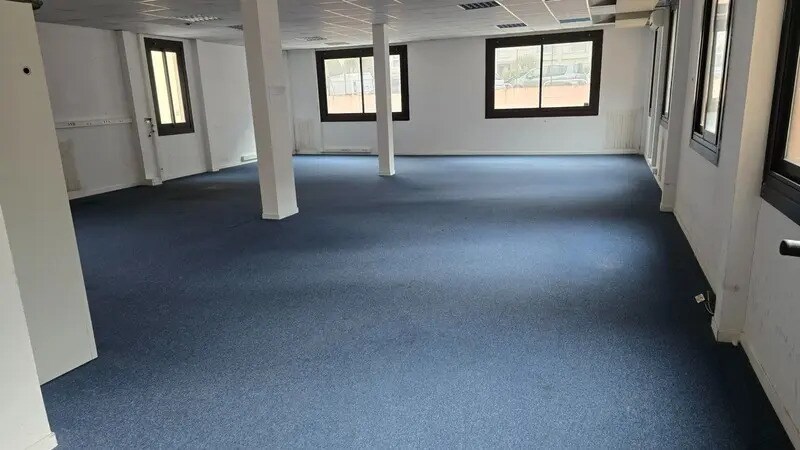 Office in Nice for lease - Interior Photo - Image 1 of 1