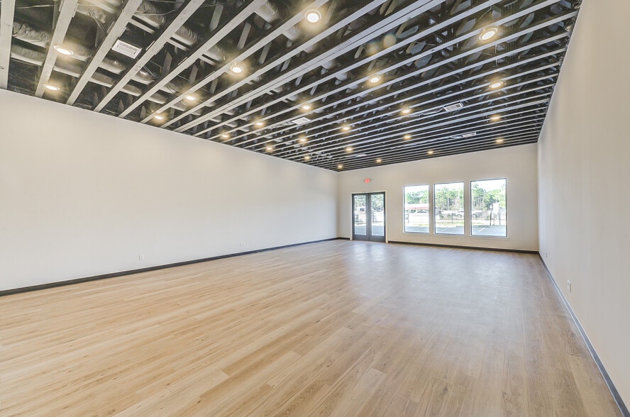 11821 FM 1488, Magnolia, TX for sale - Interior Photo - Image 3 of 56