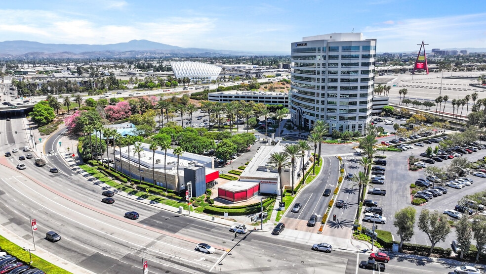 2400 E. Katella Ave, Anaheim, CA for lease - Building Photo - Image 2 of 10