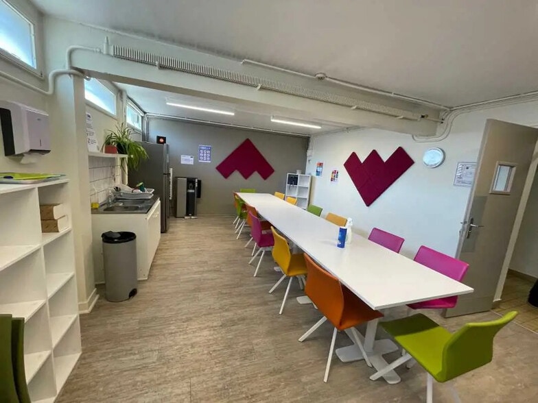 Office in Compiègne for sale - Interior Photo - Image 2 of 4