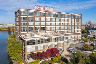 More details for 900 N Branch St, Chicago, IL - Office for Lease