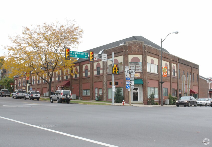 300-324 E 2nd St, Bloomsburg, PA for sale - Building Photo - Image 3 of 6