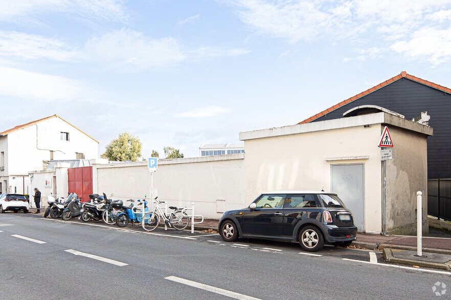 35-37 Rue Gabriel Péri, Issy-les-Moulineaux for lease - Building Photo - Image 2 of 2