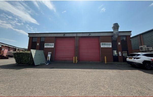 20 Wilbury Way, Hitchin for sale - Primary Photo - Image 1 of 1