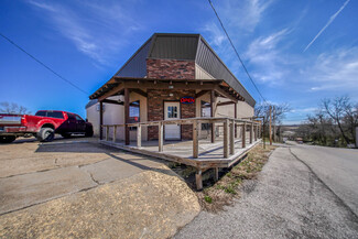 More details for 105 E Walnut St, Houston, MO - Retail for Sale