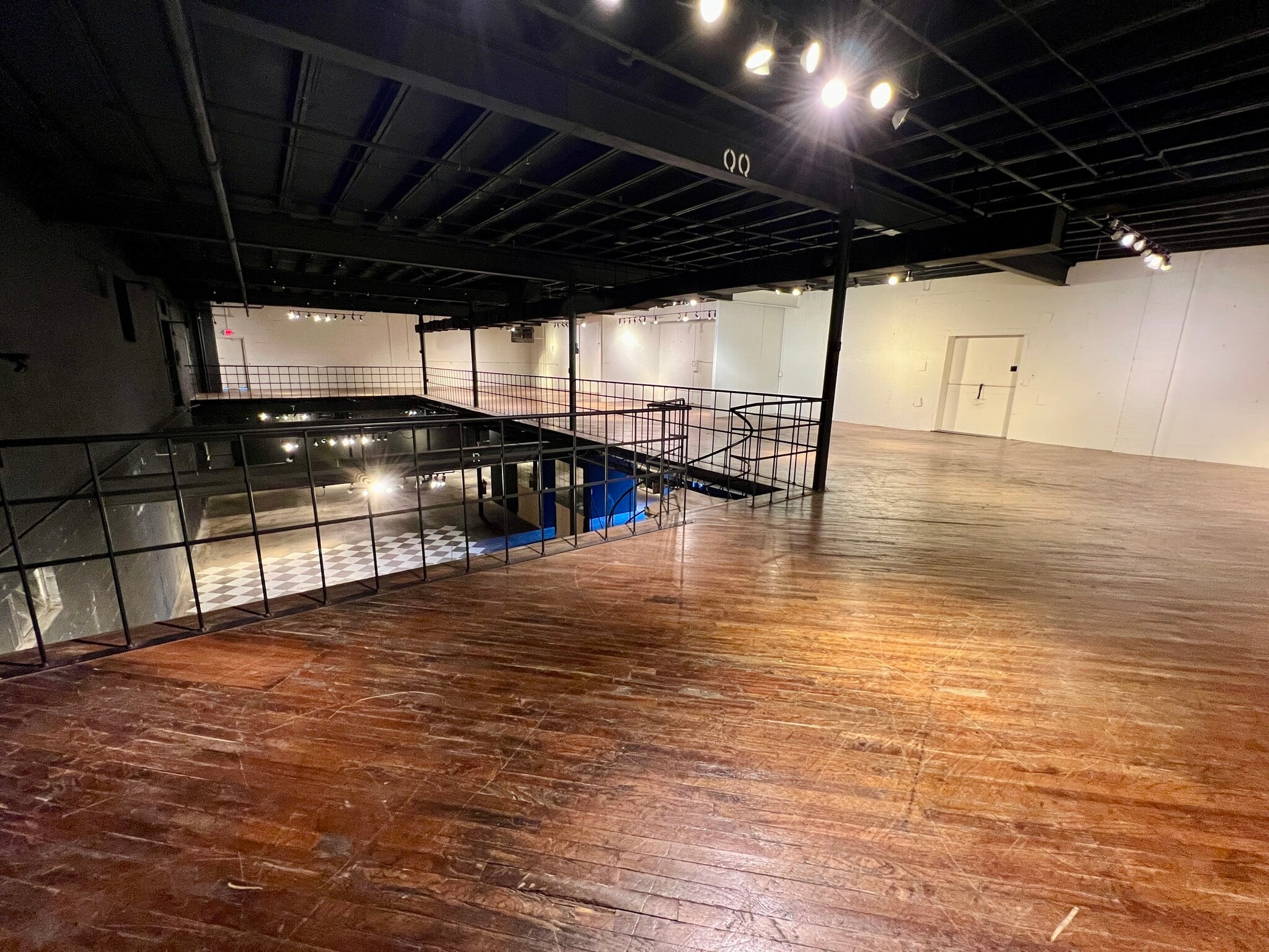 501 S Centennial St, High Point, NC for lease Building Photo- Image 1 of 9