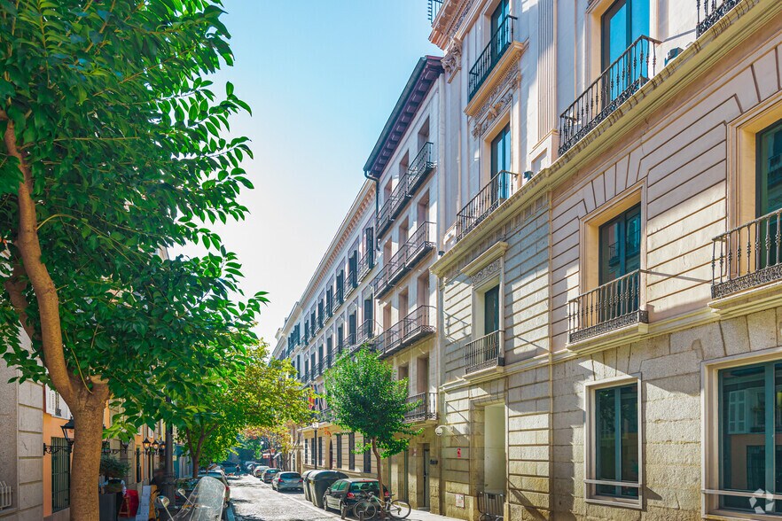 Calle de Santa Catalina, 4, Madrid, Madrid for sale - Primary Photo - Image 1 of 1