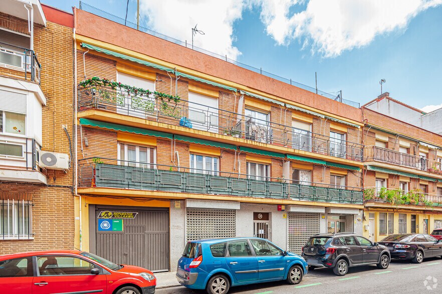 Multifamily in Madrid, Madrid for sale - Building Photo - Image 1 of 1