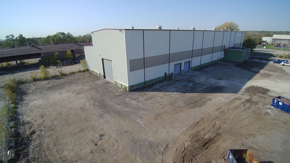 420 Woodruff Rd, Joliet, IL for lease - Building Photo - Image 1 of 81