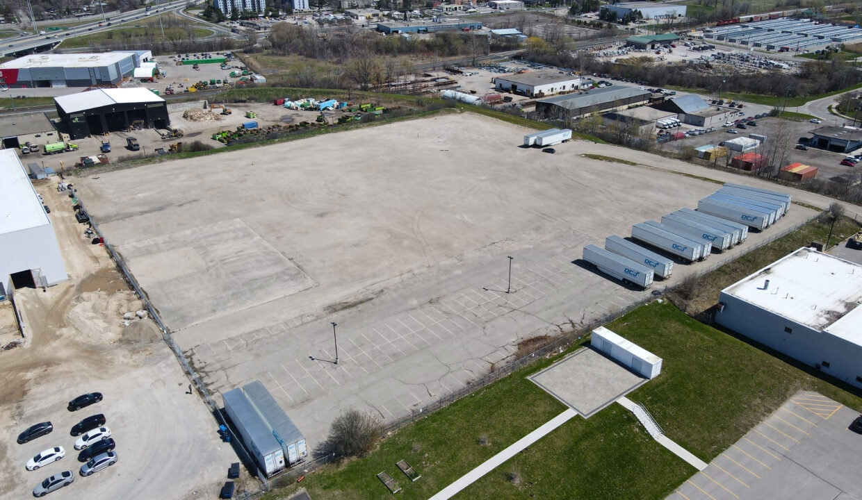 96 Ardelt Ave, Kitchener, ON for lease Primary Photo- Image 1 of 4