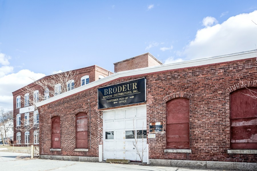 40 Walker St, Lincoln, RI for sale Building Photo- Image 1 of 1