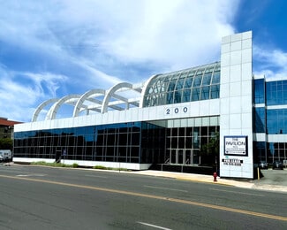 More details for 200 Old Country Rd, Mineola, NY - Multiple Space Uses for Lease