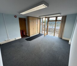 Silver St, Wellington for lease Interior Photo- Image 1 of 1