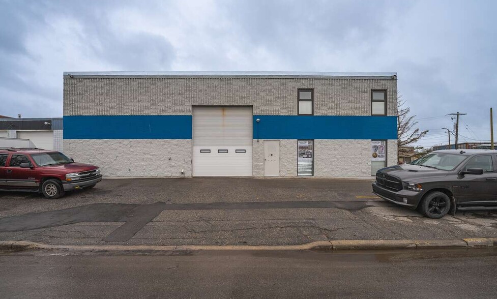 3801 16th St SE, Calgary, AB for sale - Building Photo - Image 3 of 14