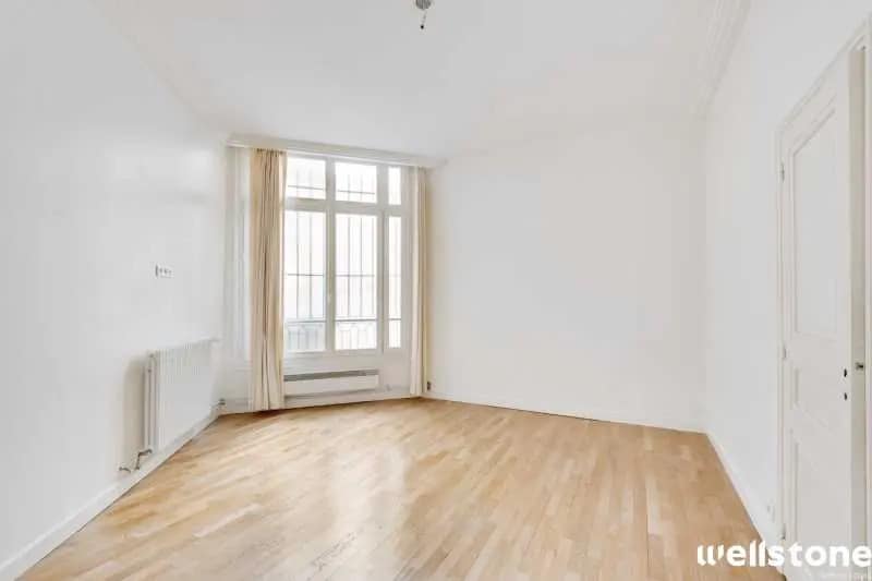 158 Ter Rue Du Temple, Paris for lease - Interior Photo - Image 3 of 10