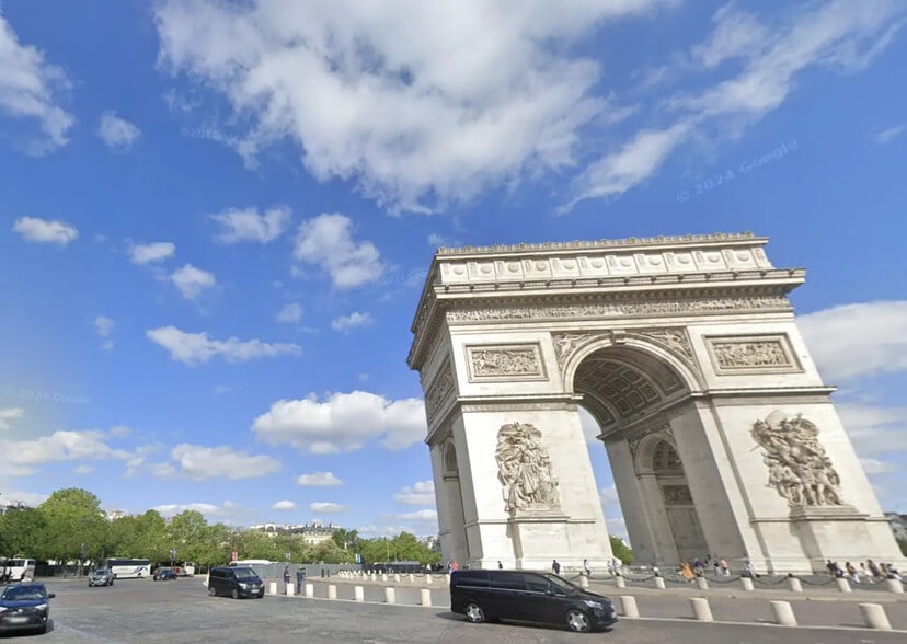 Office in Paris for lease - Building Photo - Image 2 of 5