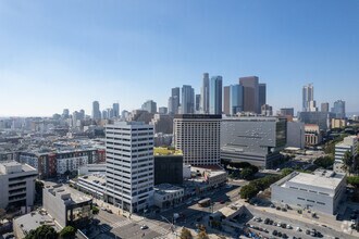250 E 1st St, Los Angeles, CA - AERIAL  map view