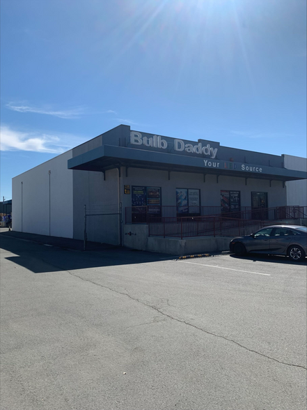 1100 Terminal Way, Reno, NV for lease - Building Photo - Image 1 of 13