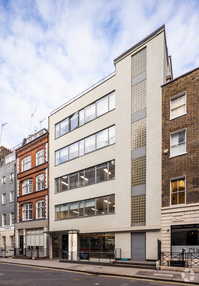 30 Newman St, London for lease - Building Photo - Image 3 of 21