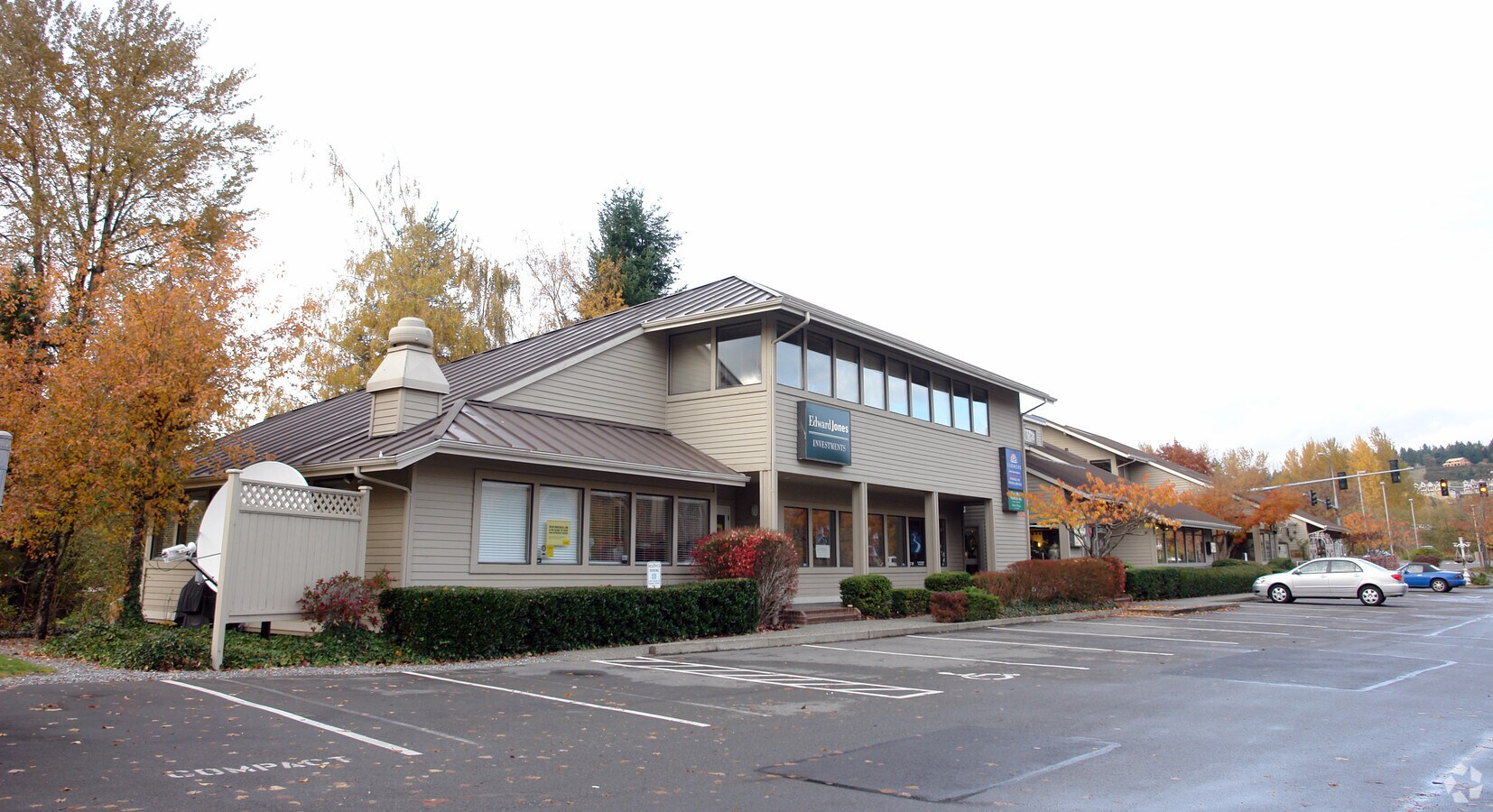 375 Nw Gilman Blvd Issaquah Wa 98027 Retail For Lease Loopnet Com