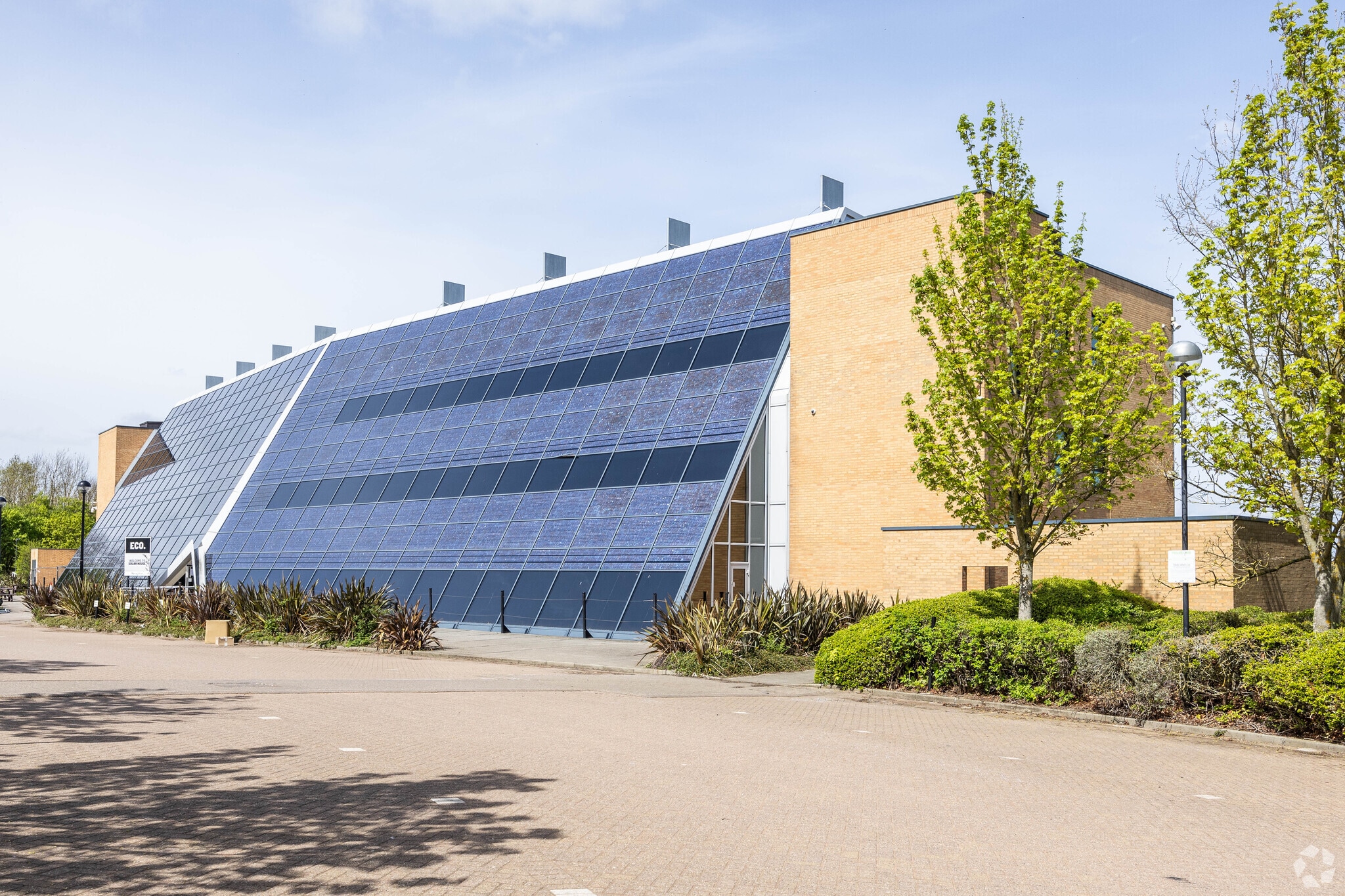 7 Admiral Way, Sunderland for sale Primary Photo- Image 1 of 1