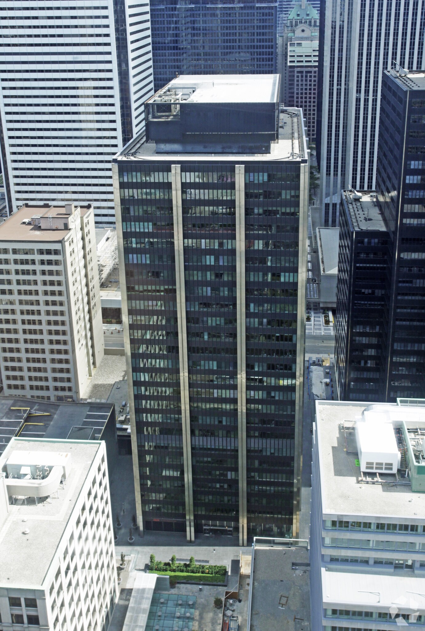120 Adelaide St W, Toronto, ON M5H 1T1 Office for Lease