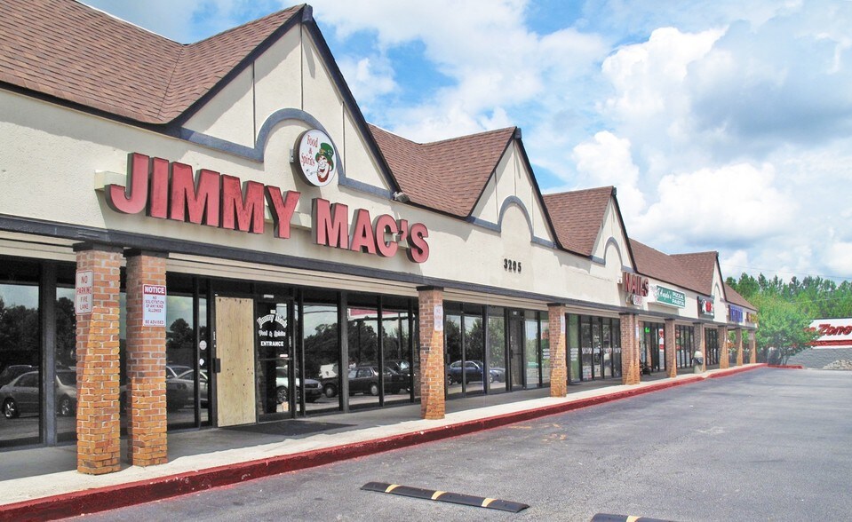 3205 Canton Rd NE, Marietta, GA 30066