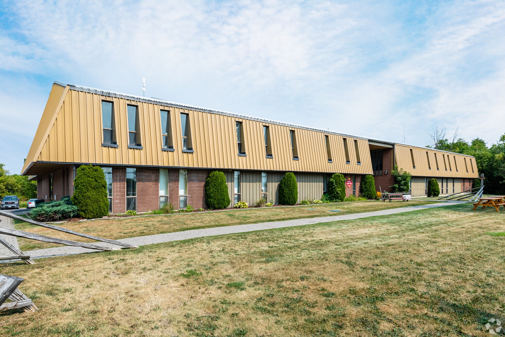 112 John Cavanaugh Rd, Ottawa, ON for lease Building Photo- Image 1 of 9