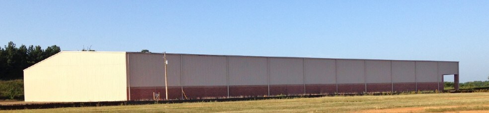 100 N Park Blvd, Cedartown, GA for sale - Building Photo - Image 1 of 1