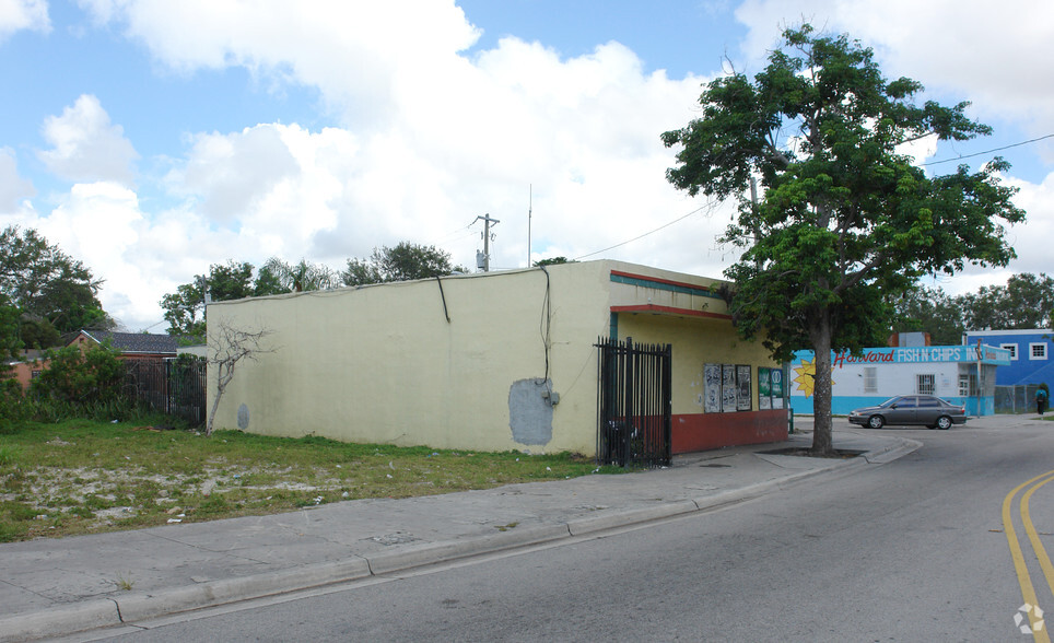 3344 S Douglas Rd, Miami, FL for sale - Building Photo - Image 3 of 5