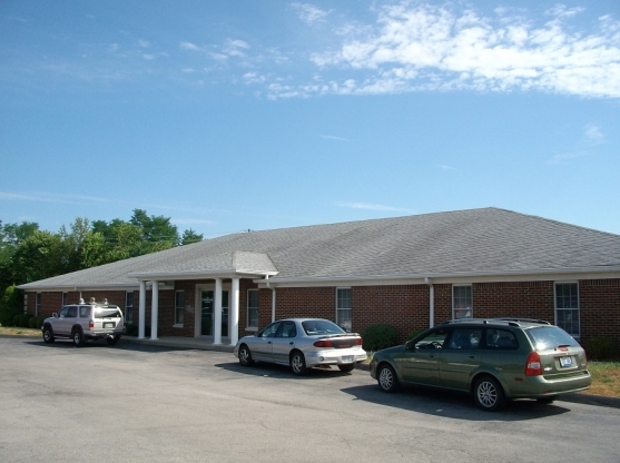 125 Big Sink Rd, Versailles, KY for sale - Building Photo - Image 3 of 8