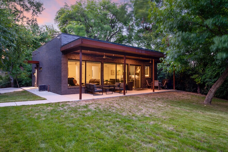 4798 Iberia Ave, Dallas, TX for sale - Building Photo - Image 2 of 44