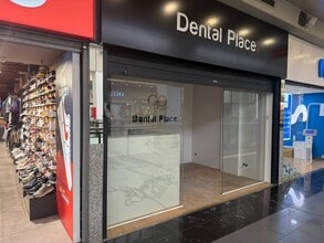 Retail in Barberà del Vallès, Barcelona for lease Interior Photo- Image 2 of 7