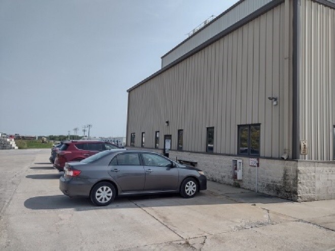 2974 Greenhill Ct, Oshkosh, WI for sale Building Photo- Image 1 of 1