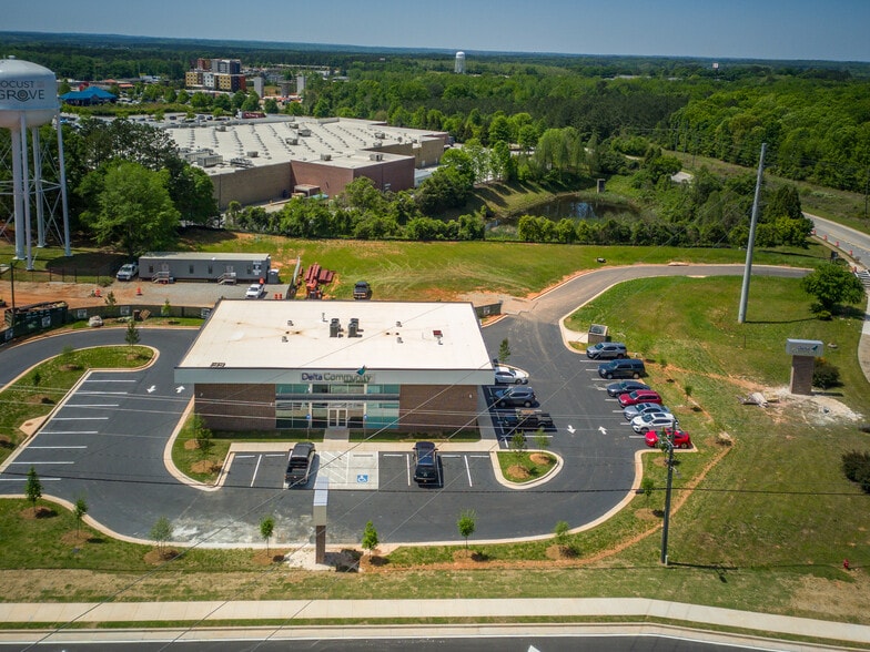 3300 GA-42, Locust Grove, GA for sale - Primary Photo - Image 2 of 4
