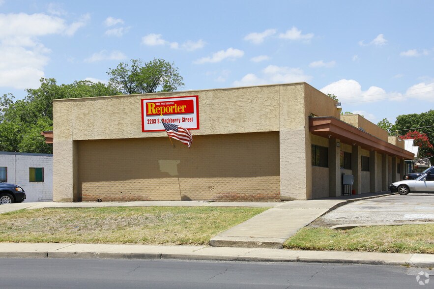 2203 S Hackberry St, San Antonio, TX 78210
