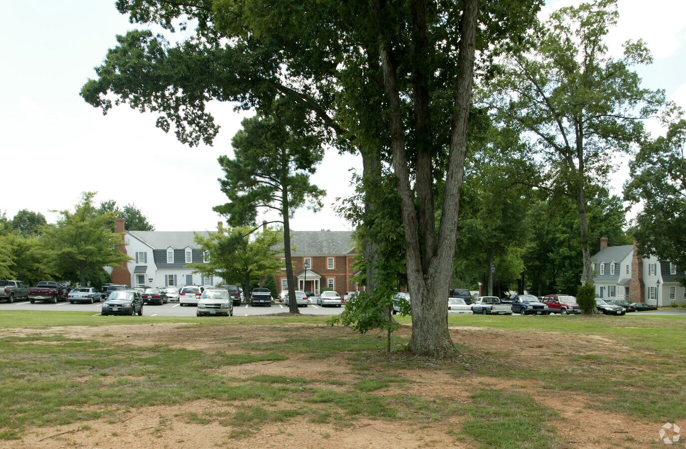 705 N Courthouse Rd, Richmond, VA 23236