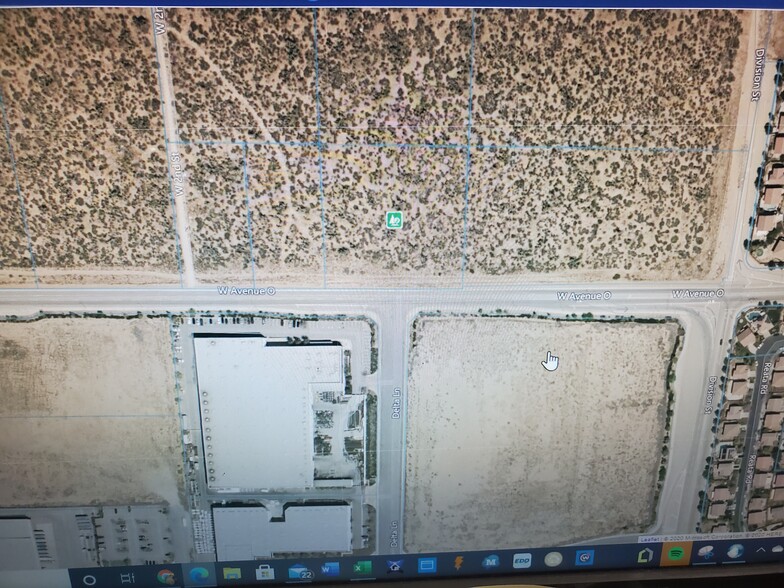 Avenue O Vic Division St, Palmdale, CA for sale - Primary Photo - Image 1 of 4