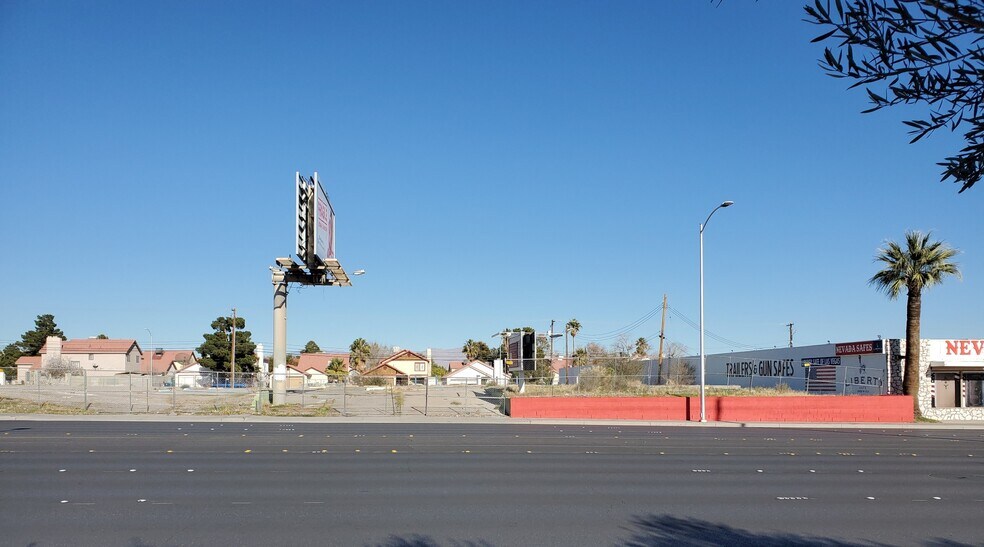 5300-5350 W Charleston Blvd, Las Vegas, NV for sale - Building Photo - Image 1 of 1