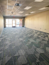 3202 E Greenway Rd, Phoenix, AZ for lease Interior Photo- Image 2 of 2