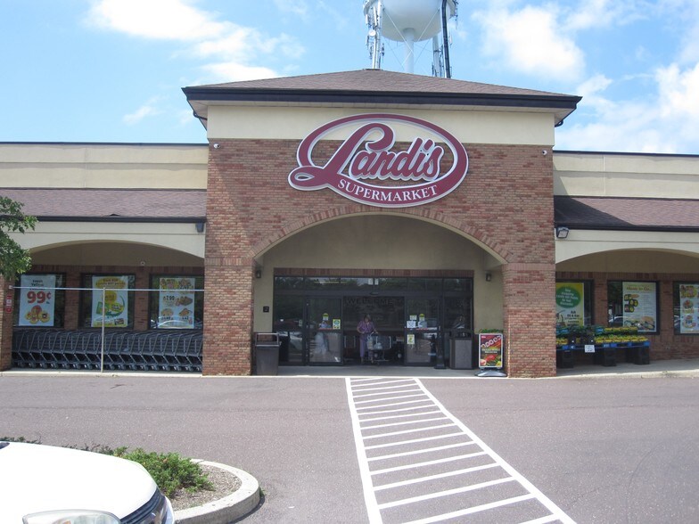 2190 E High St, Pottstown, PA for sale - Building Photo - Image 2 of 4