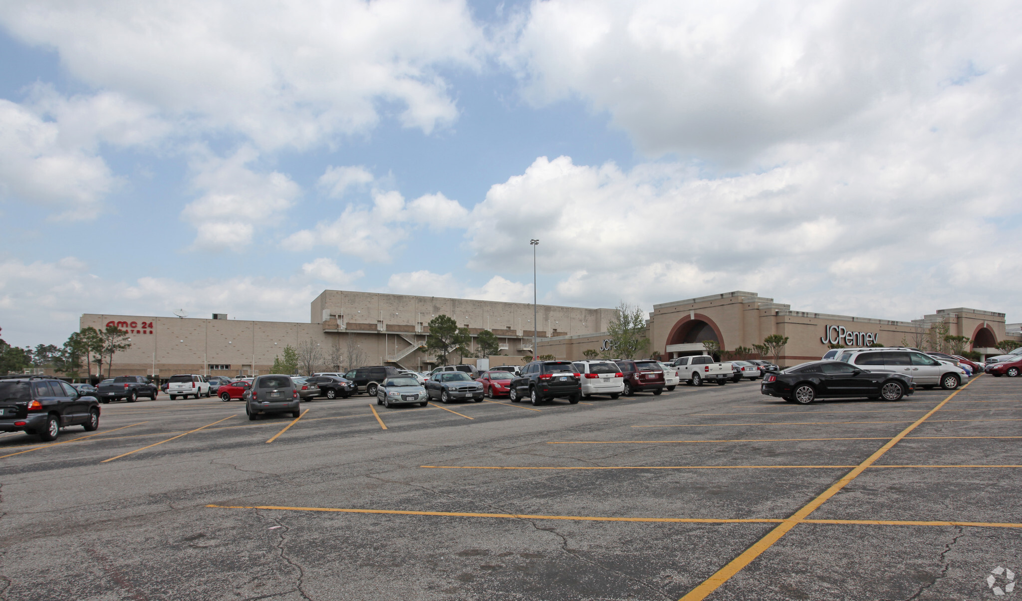 20131 N US 59 Hwy, Humble, TX 77338 - Deerbrook Mall | LoopNet.com