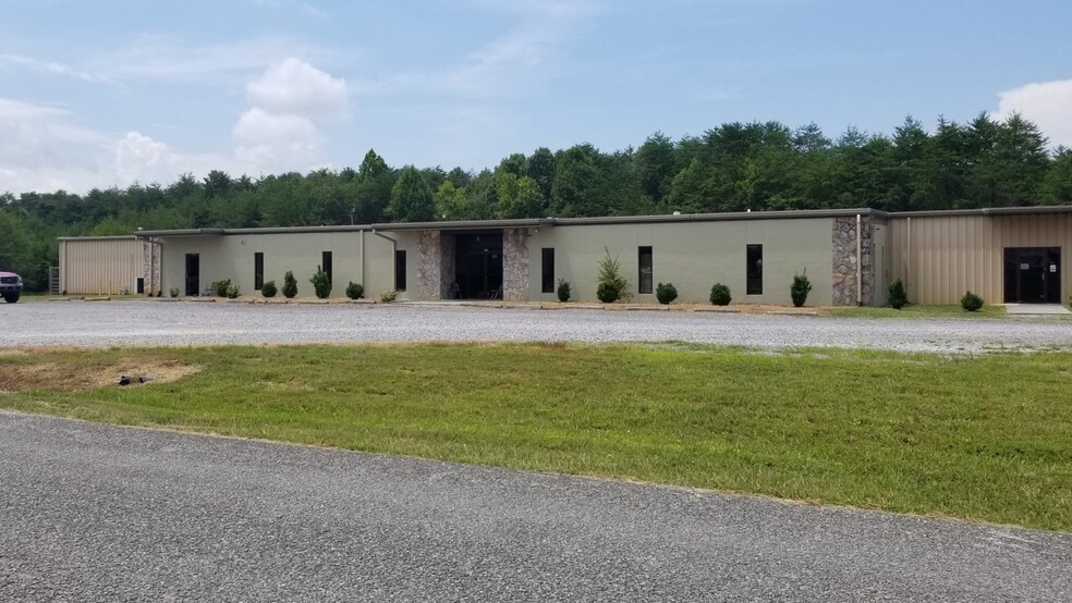 350 Industrial Park Rd, Madisonville, TN for sale - Building Photo - Image 1 of 1