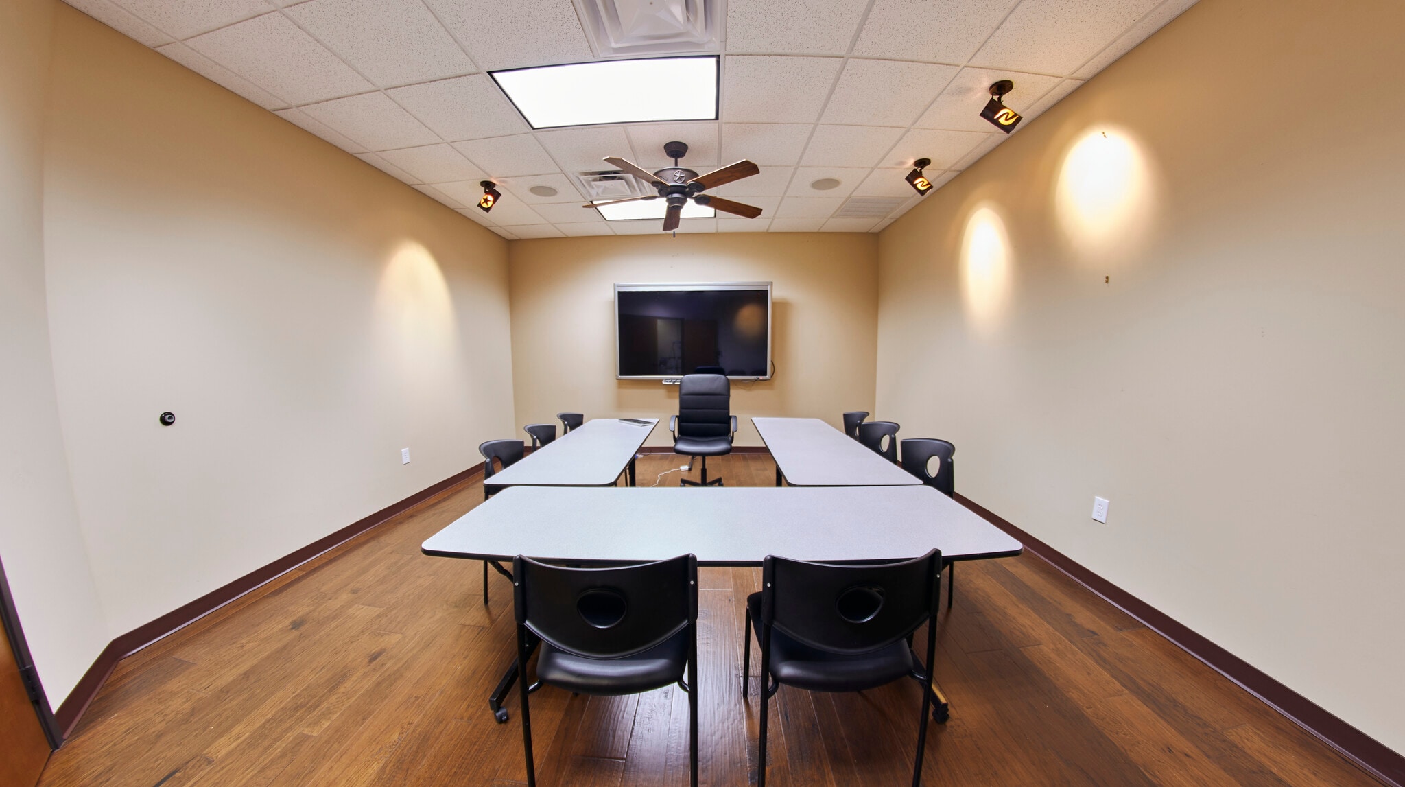 205 S Alma Dr, Allen, TX for lease Interior Photo- Image 1 of 5