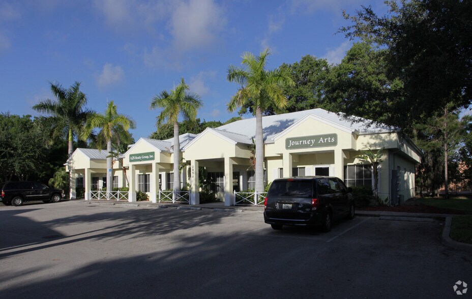 2950 Immokalee Rd, Naples, FL 34110