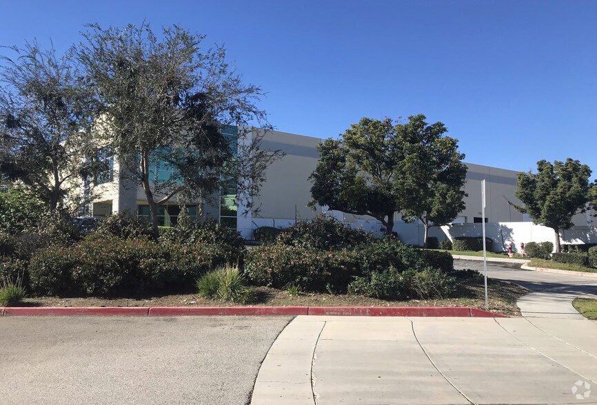 8840 Flower Rd, Rancho Cucamonga, CA 91730