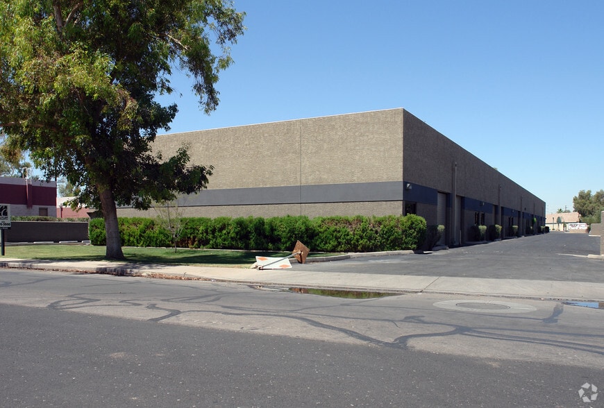 738 S Perry Ln, Tempe, AZ for lease - Building Photo - Image 3 of 8